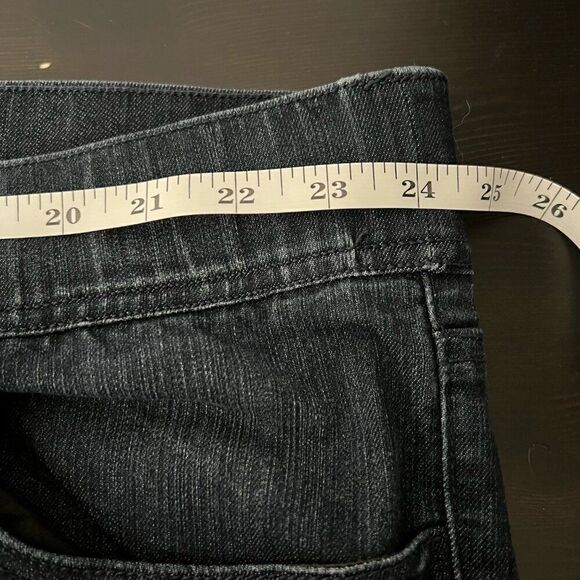 Torrid Womens Jeans Plus Size 4 Blue Medium Wash Denim Crop Lean Pull On Pockets - Picture 11 of 12